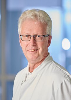 Dr. Heinrich Sostmann